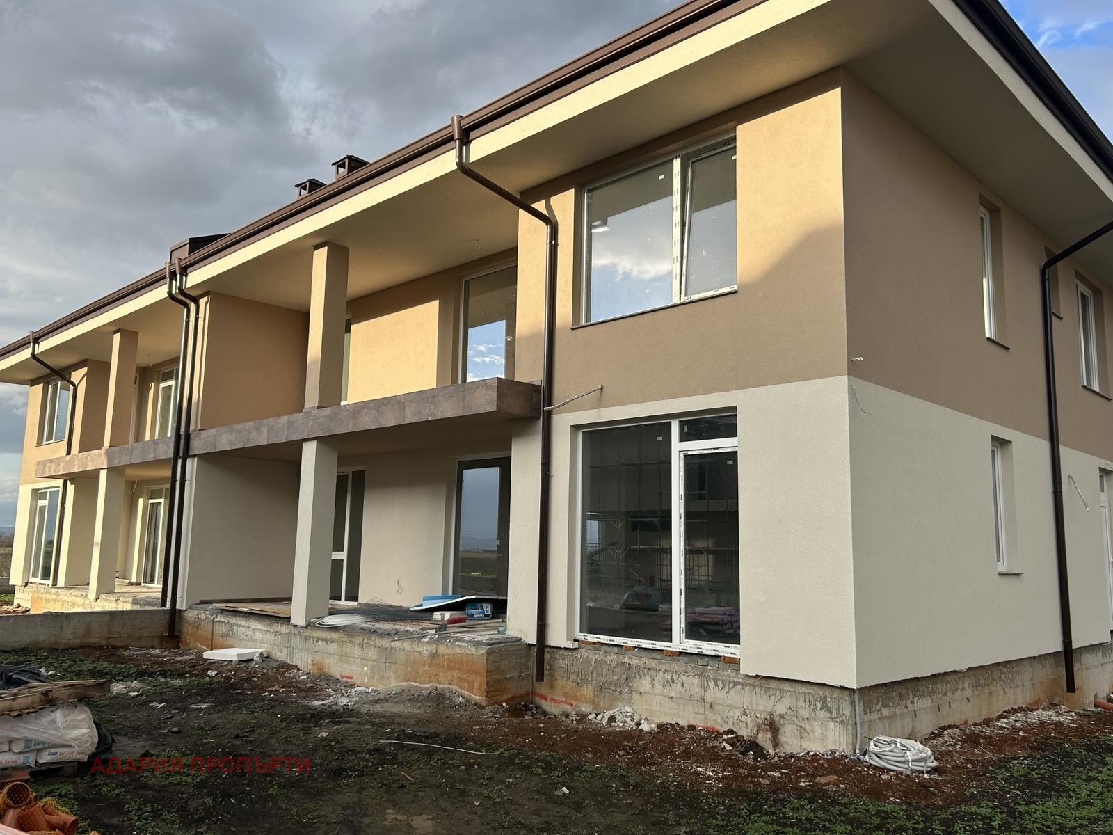 Продава КЪЩА, гр. София, с. Мрамор, снимка 2 - Къщи - 54357224