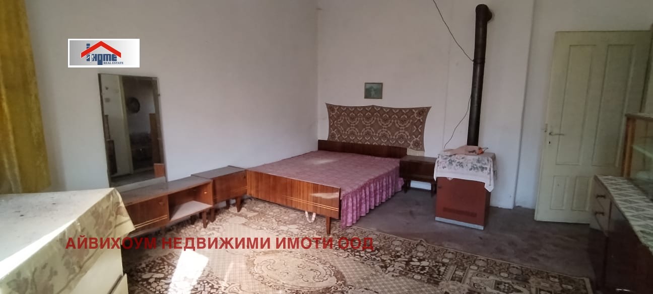 Продава КЪЩА, с. Ореховица, област Плевен, снимка 4 - Къщи - 55670040