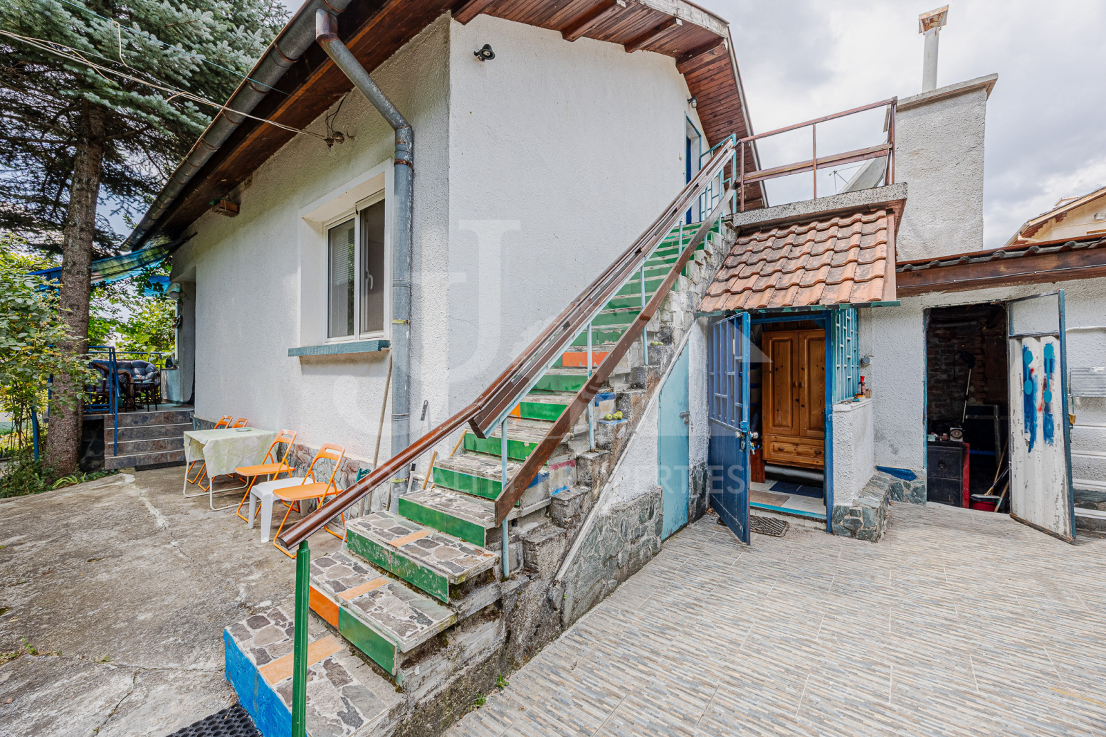 Продава КЪЩА, с. Осоица, област София област, снимка 15 - Къщи - 55884551