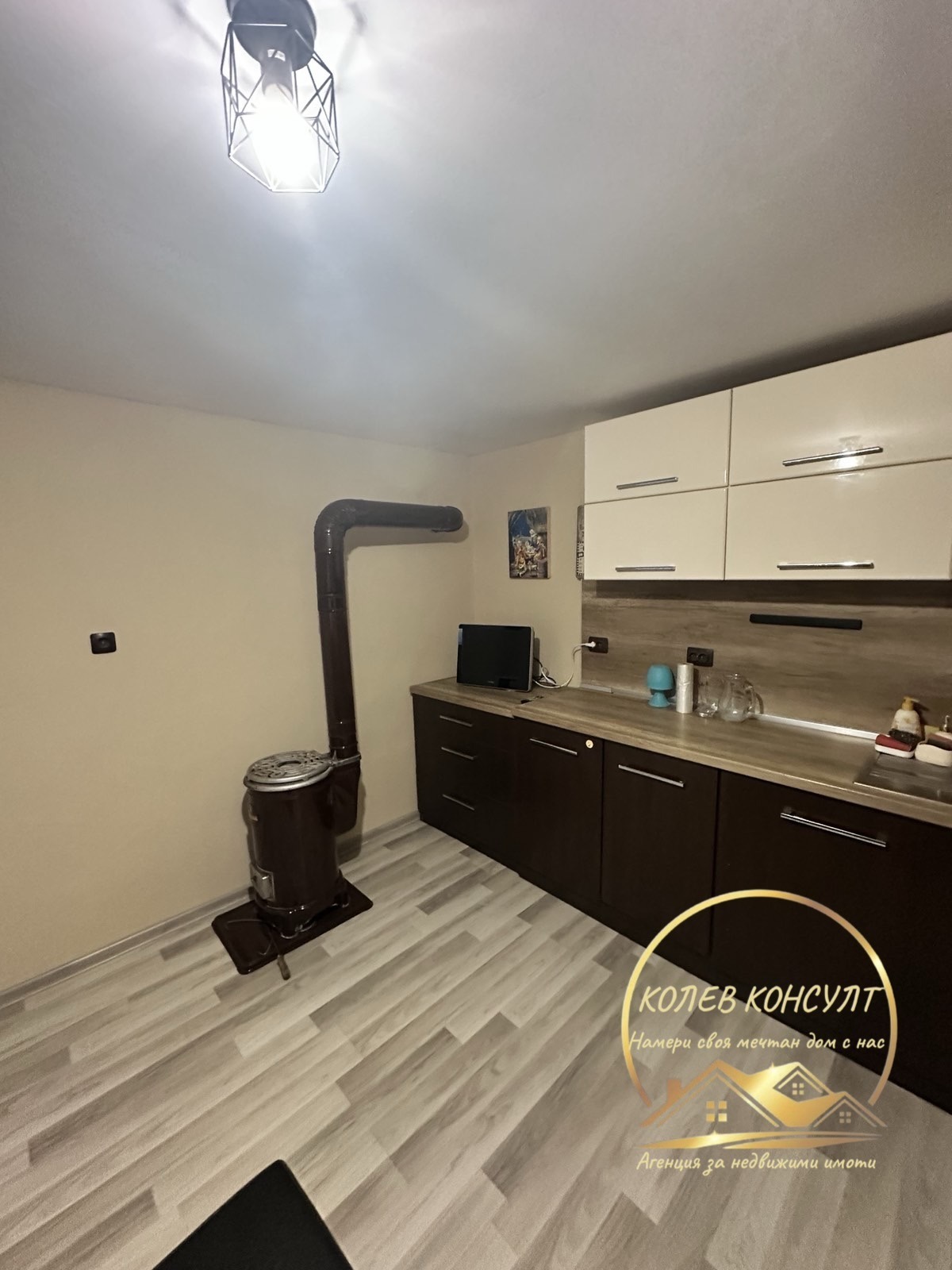 Продава КЪЩА, с. Странско, област Хасково, снимка 8 - Къщи - 56134727