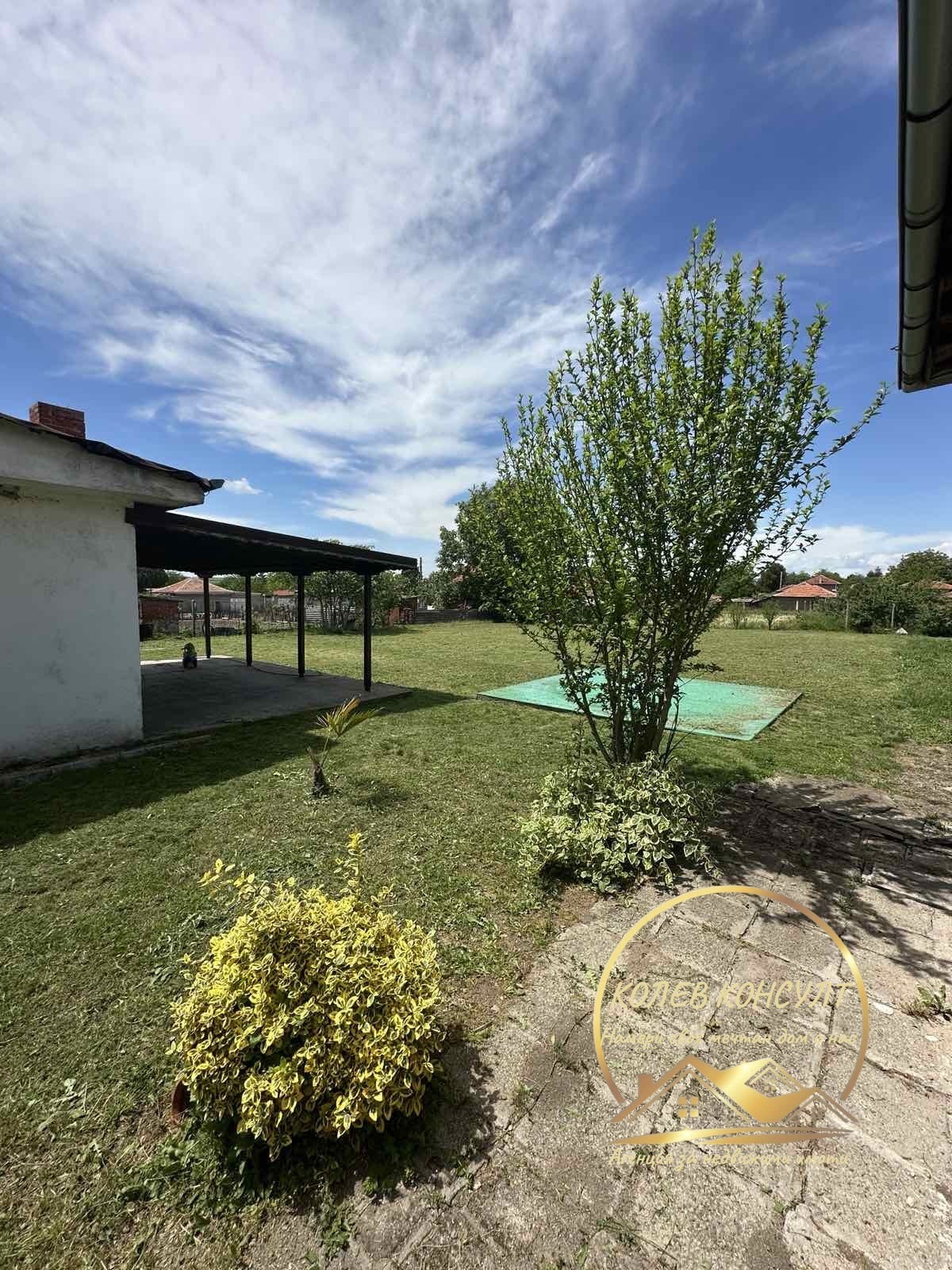 Продава КЪЩА, с. Странско, област Хасково, снимка 17 - Къщи - 56134727