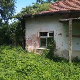 Продажба на имоти в гр. Борово, област Русе - изображение 1 