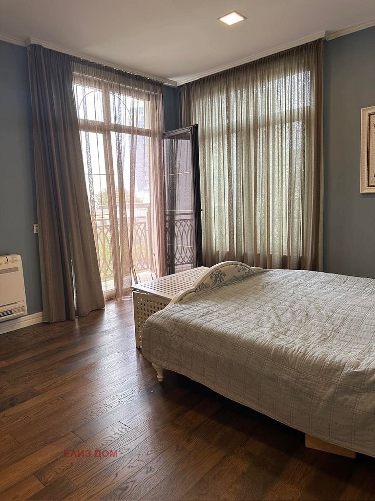 De vânzare  3 dormitoare Varna , Briz , 225 mp | 94173923 - imagine [10]