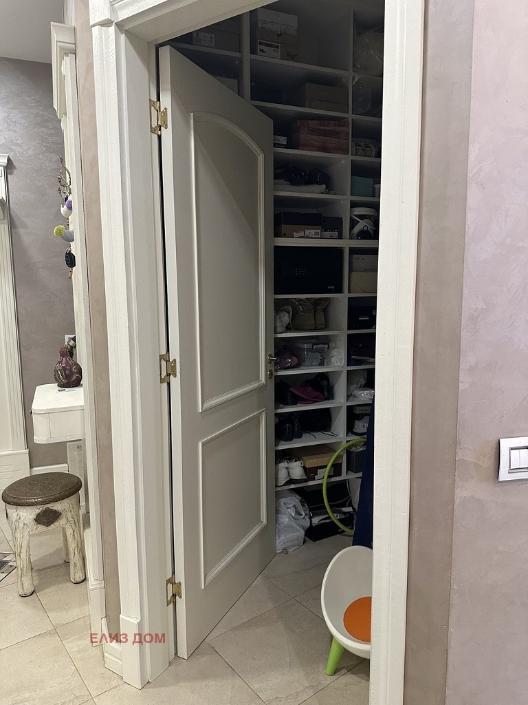 De vânzare  3 dormitoare Varna , Briz , 225 mp | 94173923 - imagine [16]