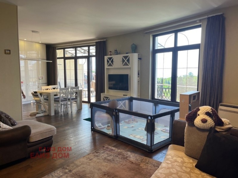 De vânzare  3 dormitoare Varna , Briz , 225 mp | 94173923 - imagine [2]