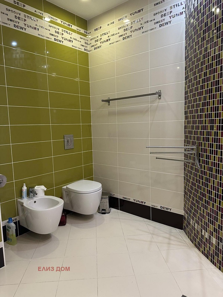 De vânzare  3 dormitoare Varna , Briz , 225 mp | 94173923 - imagine [12]