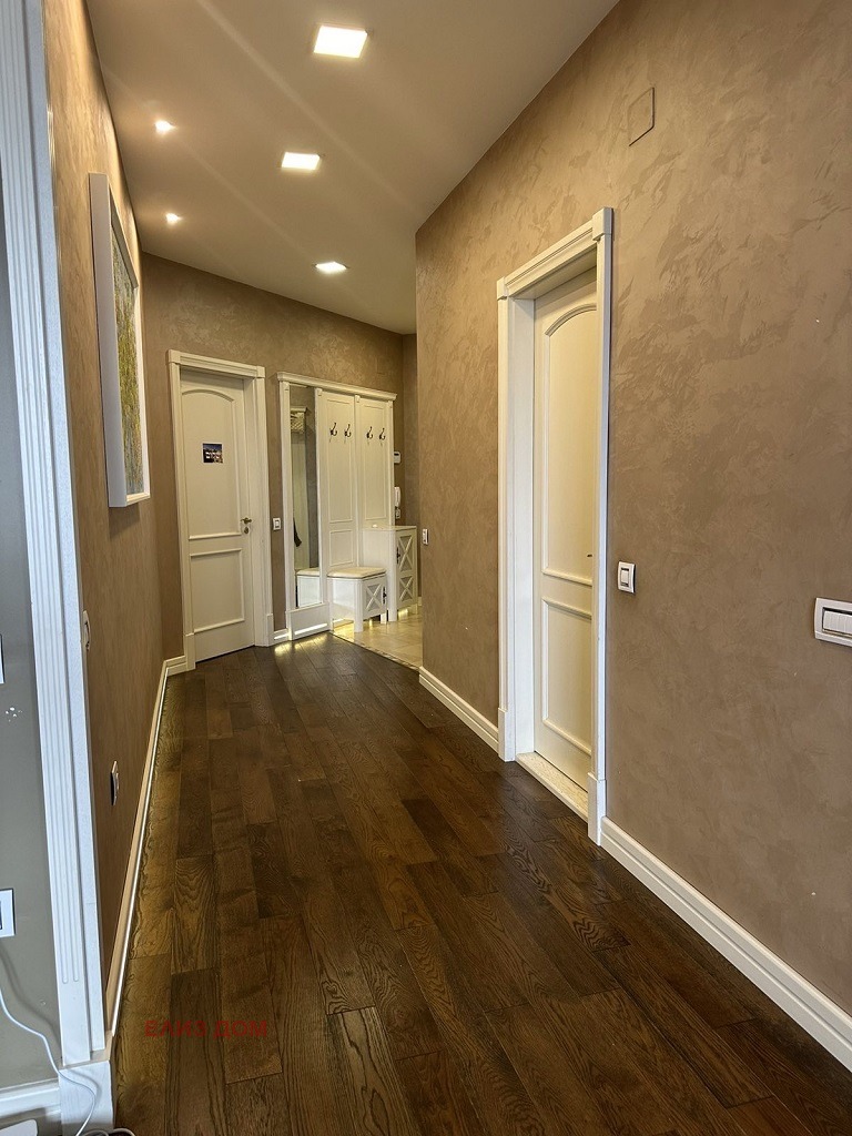 De vânzare  3 dormitoare Varna , Briz , 225 mp | 94173923 - imagine [17]