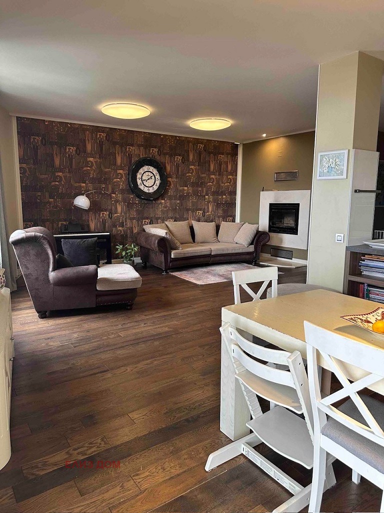 De vânzare  3 dormitoare Varna , Briz , 225 mp | 94173923 - imagine [3]