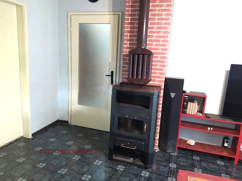 Продава 4-СТАЕН, гр. Русе, Централен южен район, снимка 3 - Апартаменти - 54067081