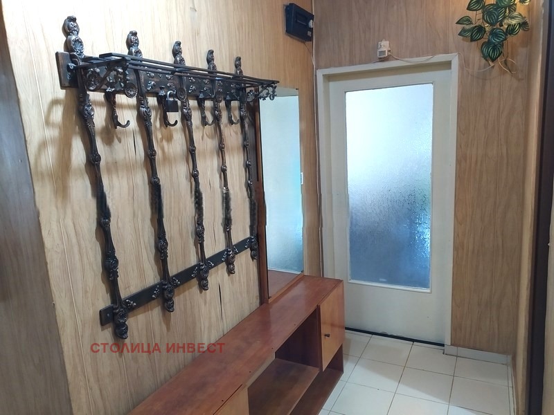 Продава 4-СТАЕН, гр. Русе, Централен южен район, снимка 11 - Апартаменти - 54067081