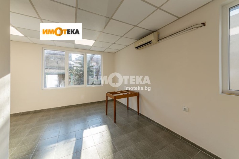 Продава КЪЩА, гр. Варна, Център, снимка 16 - Къщи - 48377595