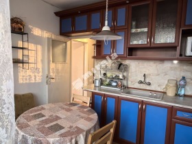 2 bedroom Tsentar, Yambol 1