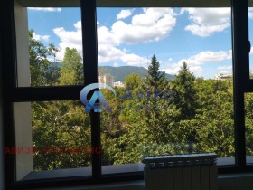 Продава 3-стаен град София Стрелбище - [1] 