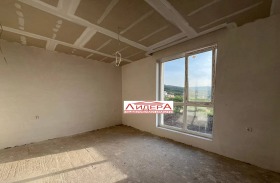 Продава къща област Пловдив с. Марково - [1] 