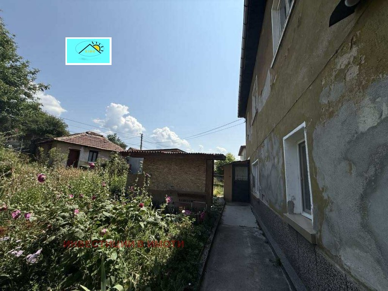 En venta  Casa Pernik , Tsarkva , 200 metros cuadrados | 63187832 - imagen [2]