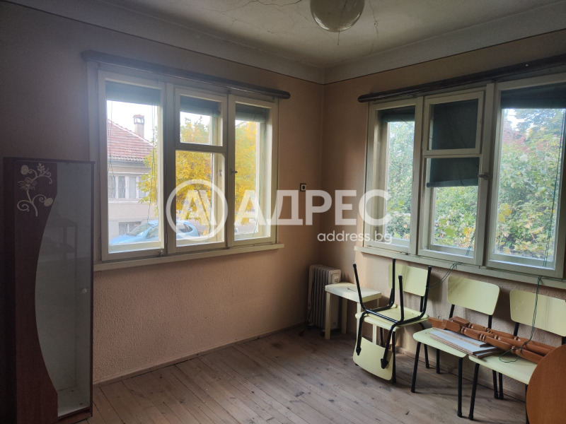 Продава КЪЩА, гр. Калофер, област Пловдив, снимка 9 - Къщи - 52332010