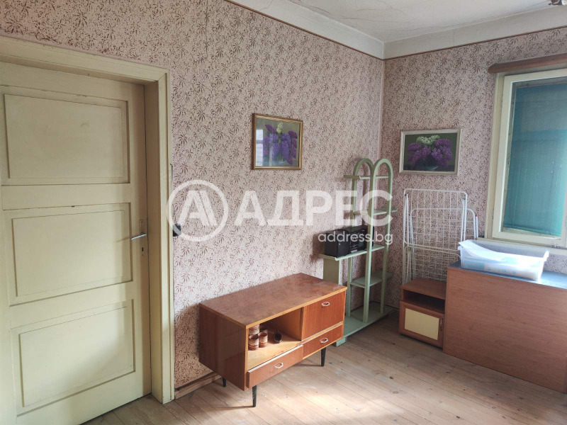 Продава КЪЩА, гр. Калофер, област Пловдив, снимка 8 - Къщи - 52332010