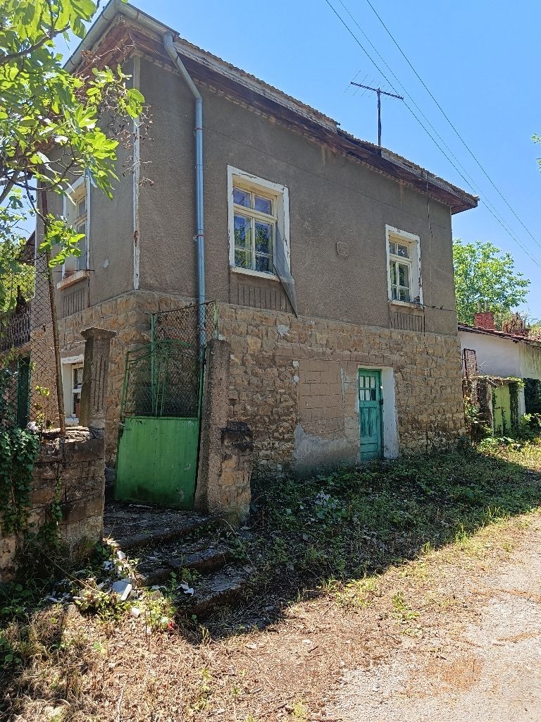 Продава КЪЩА, с. Лютиброд, област Враца