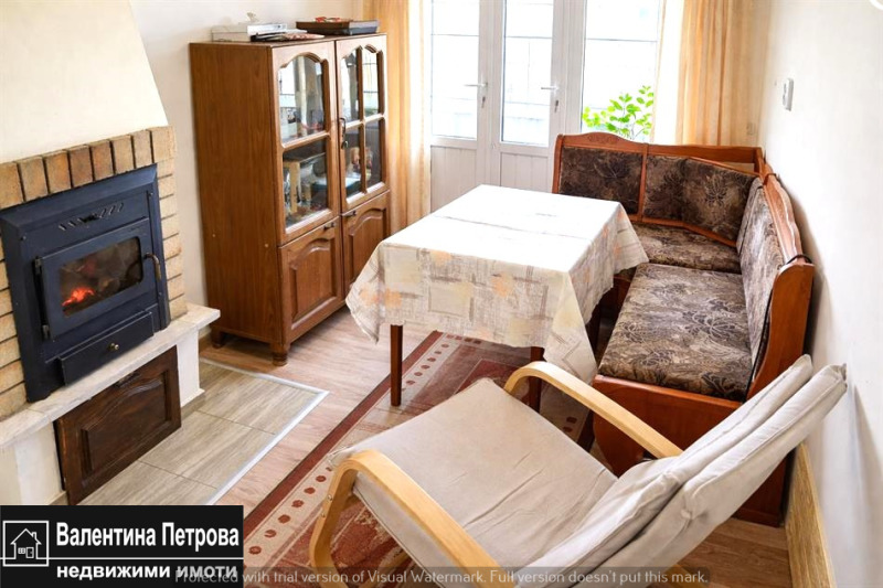 Продава КЪЩА в област Русе, гр. Ветово - 140 кв.м / 113 600 € » 222 182.29 лв., ВАЛЕНТИНА ПЕТРОВА - НЕДВИЖИМИ ИМОТИ