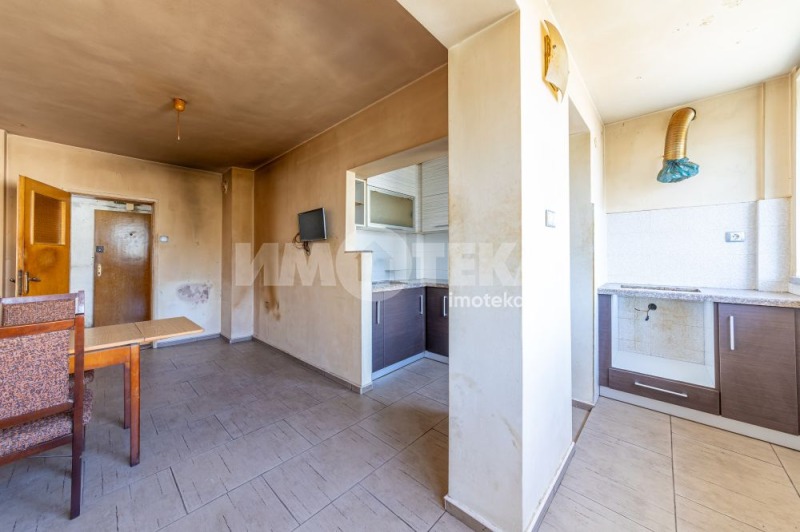 Продава  Многостаен град Варна , Трошево , 94 кв.м | 50989467 - изображение [6]