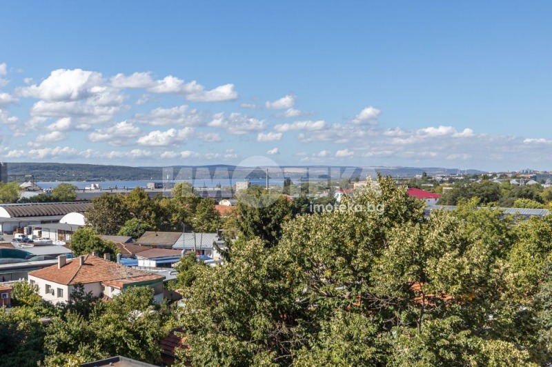 Продава  Многостаен град Варна , Трошево , 94 кв.м | 50989467 - изображение [17]