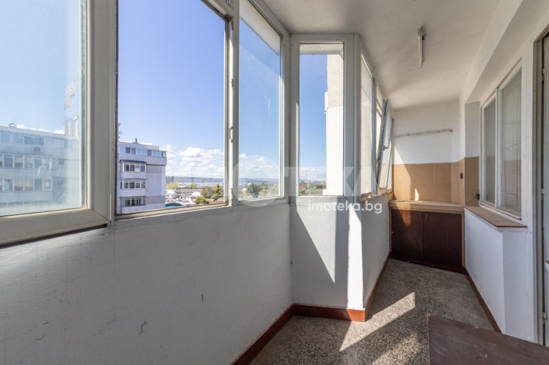 Продава  Многостаен град Варна , Трошево , 94 кв.м | 50989467 - изображение [15]