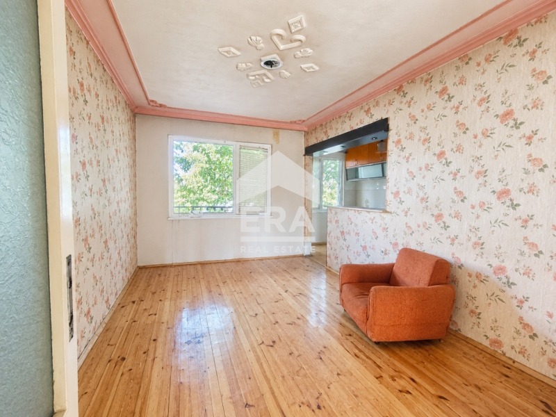 Продава МНОГОСТАЕН, гр. Хасково, Дружба 1, снимка 4 - Апартаменти - 56040272