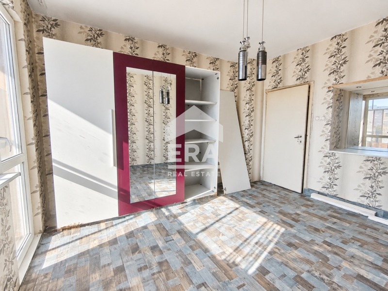 Продава МНОГОСТАЕН, гр. Хасково, Дружба 1, снимка 6 - Апартаменти - 56040272