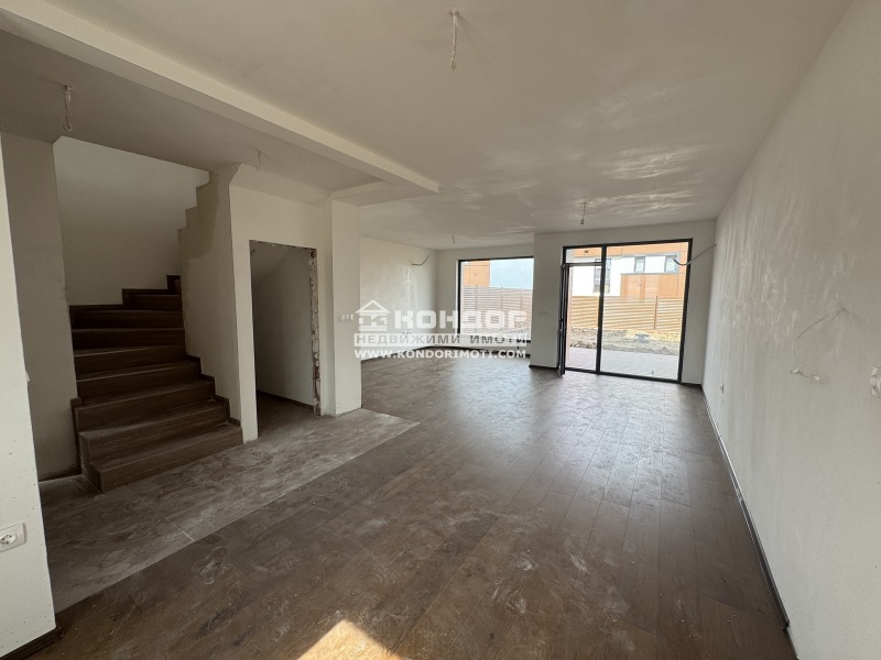 Продава КЪЩА, област Пловдив, с. Марково • 280000 € • 80886841 — Holmes.bg