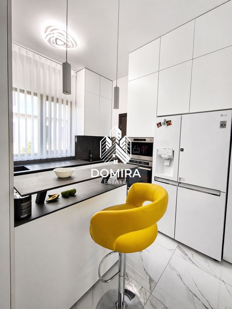Продава КЪЩА, гр. Поморие, област Бургас