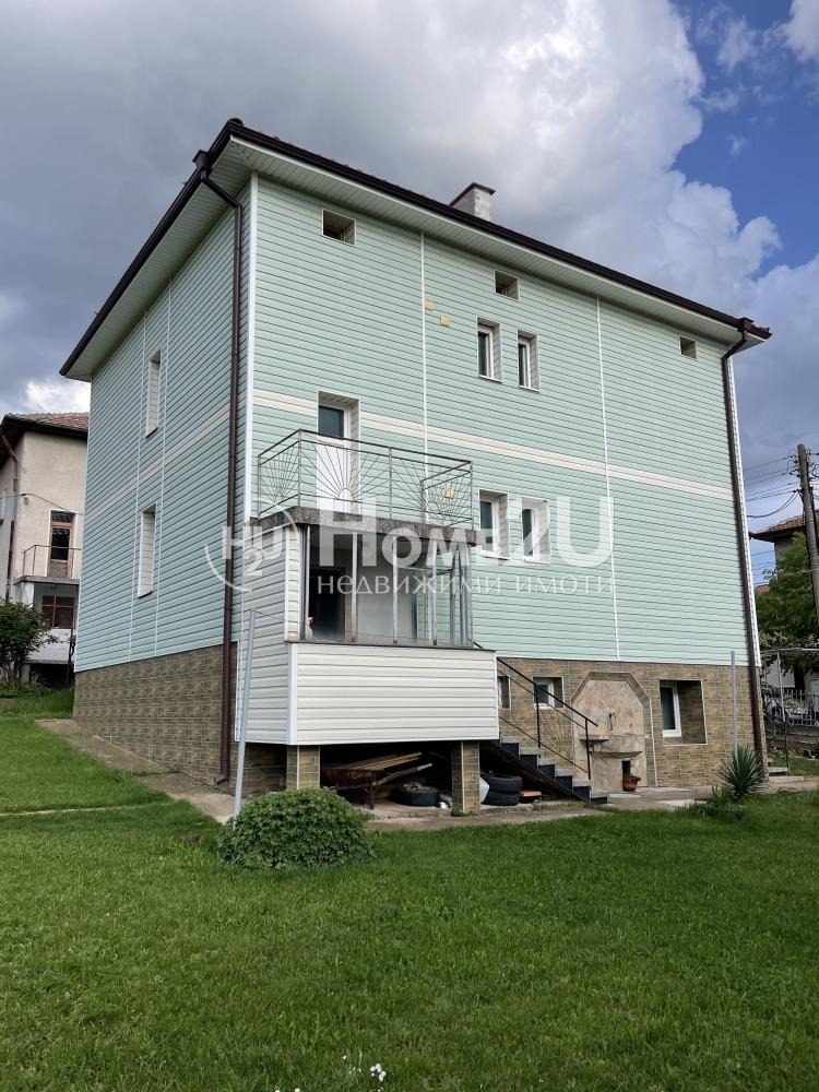 Продава КЪЩА, гр. Радомир, област Перник