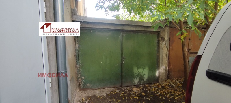 Продава  Гараж, паркомясто, град Варна, ЖП Гара • 33 000 EUR • ID 60969171 — holmes.bg - [1] 