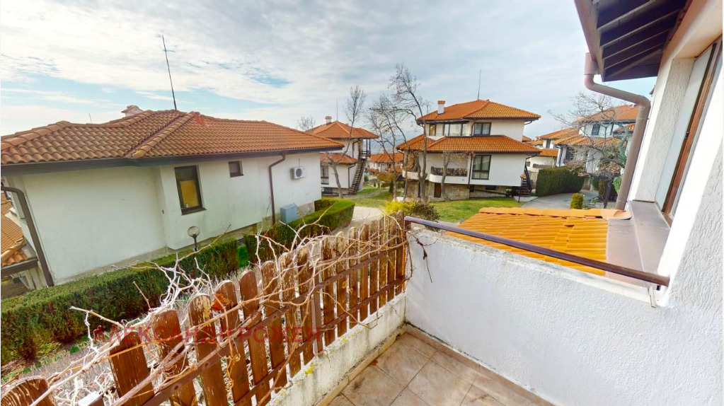 Продава 3-СТАЕН, с. Кошарица, област Бургас, снимка 2 - Апартаменти - 49090027