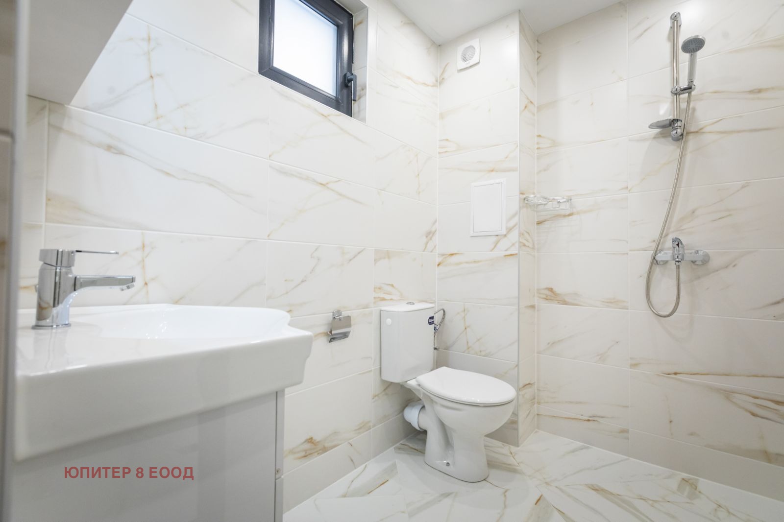 Продава АТЕЛИЕ, ТАВАН, гр. София, Център, снимка 13 - Апартаменти - 56225061