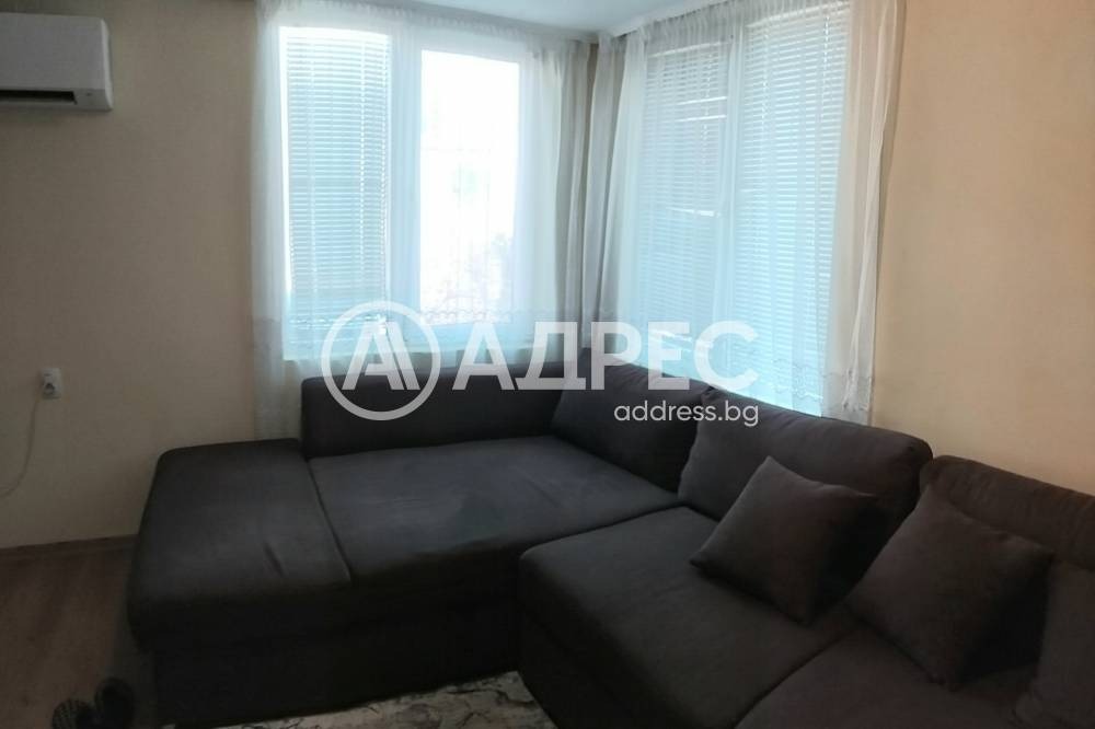 Продава КЪЩА, гр. Габрово, Сирмани, снимка 2 - Къщи - 53662983