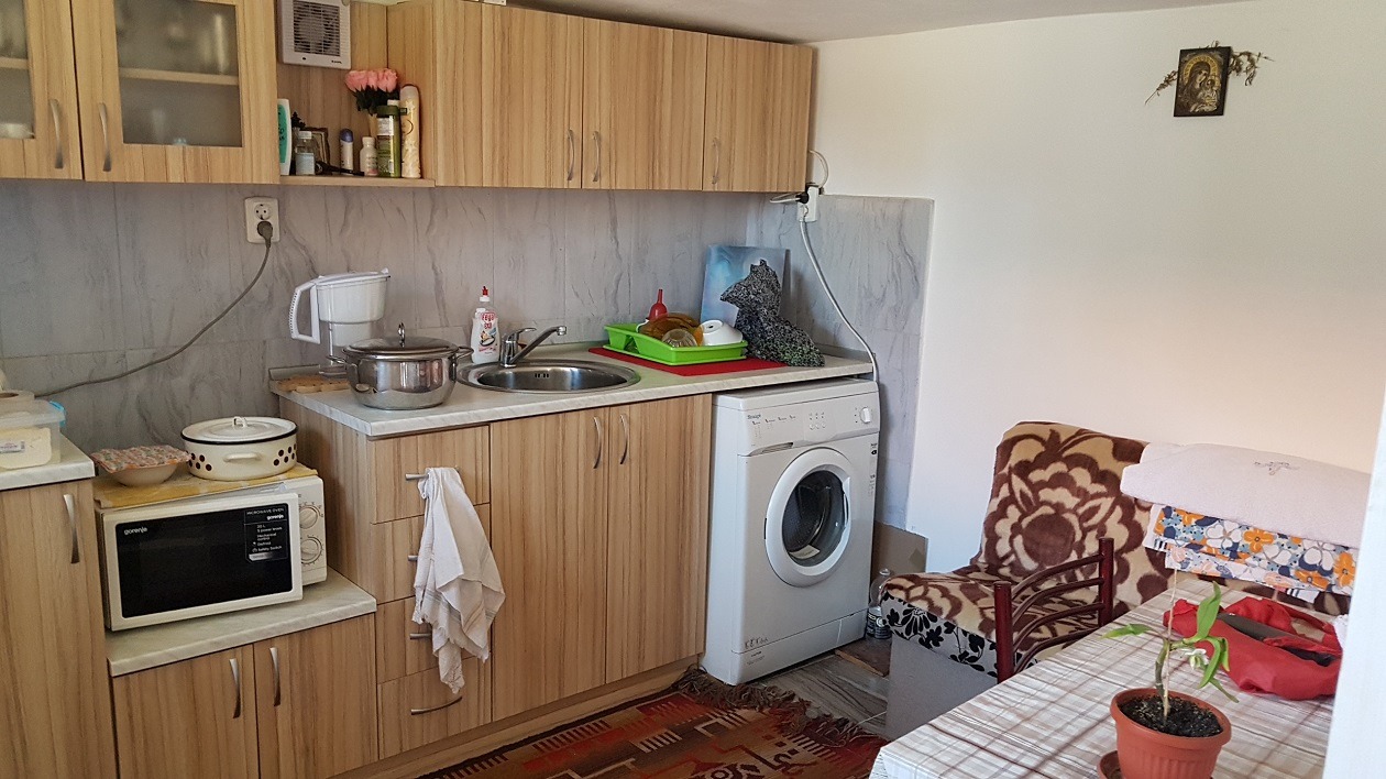 Продава КЪЩА, гр. Тутракан, област Силистра, снимка 8 - Къщи - 55600877