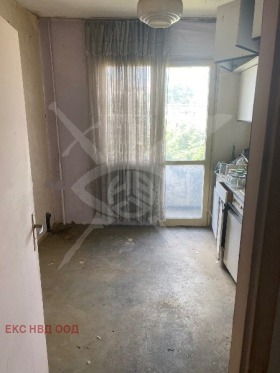 1 quarto Hristo Smirnenski, Plovdiv