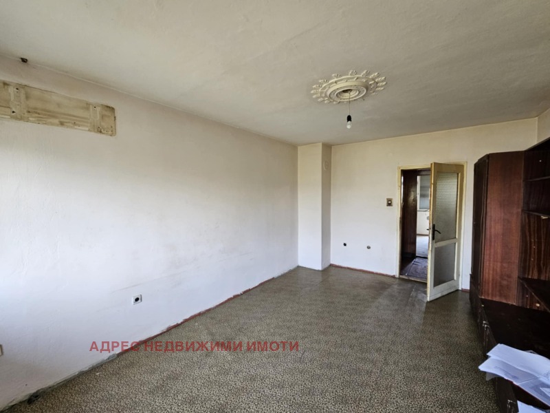 Продаја  3 спаваће собе Стара Загора , Три чучура - југ , 89 м2 | 33087820