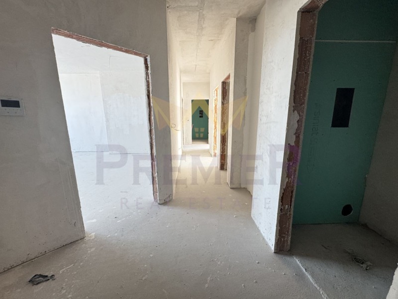 Продава 4-СТАЕН, гр. София, Полигона, снимка 2 - Апартаменти - 52372800