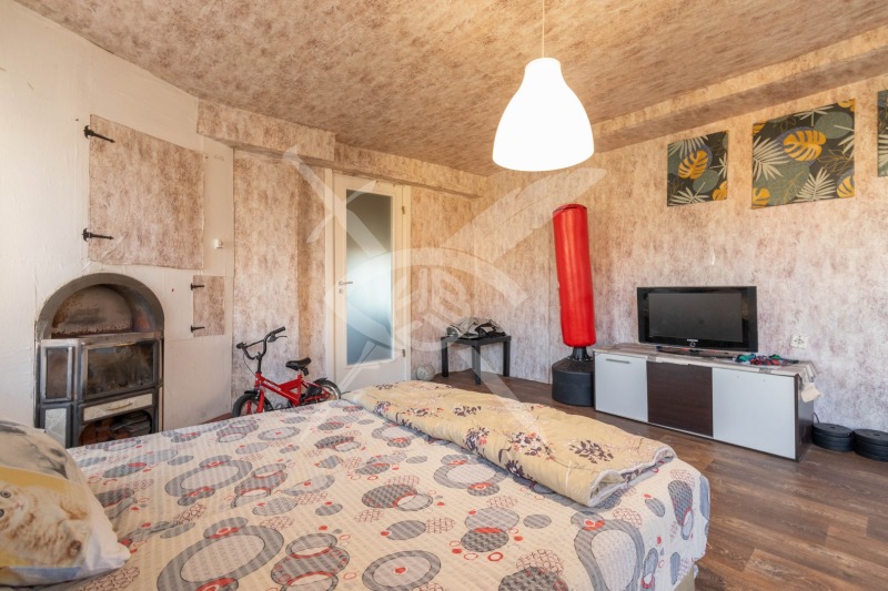 Till salu  Hus Golv Sofia , Centar , 159 kvm | 18551613 - bild [5]