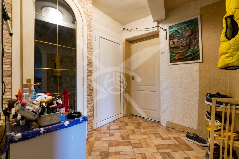Till salu  Hus Golv Sofia , Centar , 159 kvm | 18551613 - bild [11]