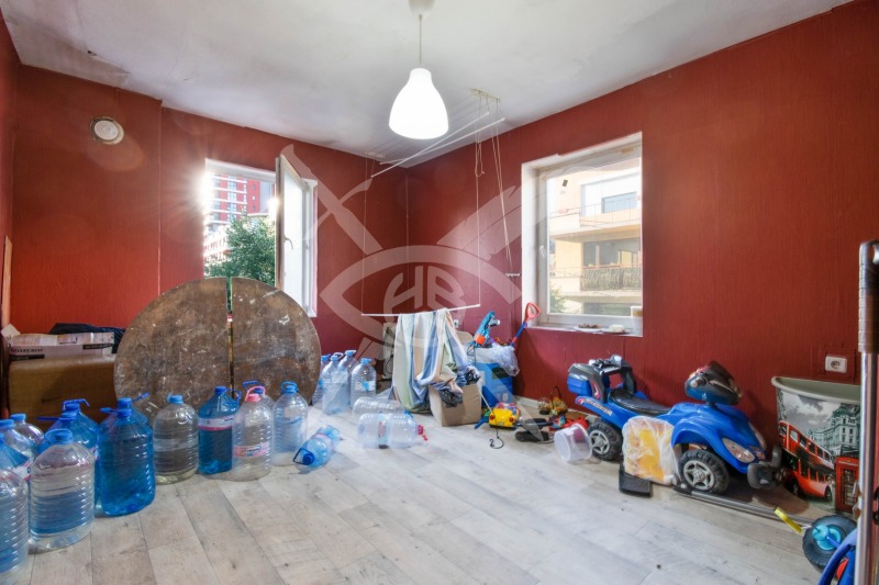Till salu  Hus Golv Sofia , Centar , 159 kvm | 18551613 - bild [7]