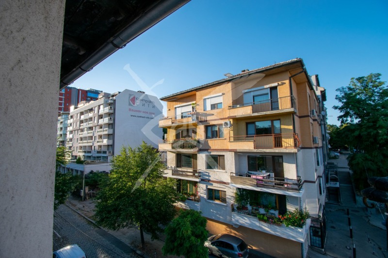 Till salu  Hus Golv Sofia , Centar , 159 kvm | 18551613 - bild [14]