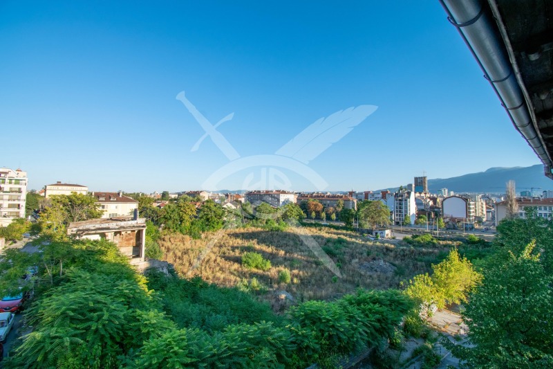 Till salu  Hus Golv Sofia , Centar , 159 kvm | 18551613 - bild [17]
