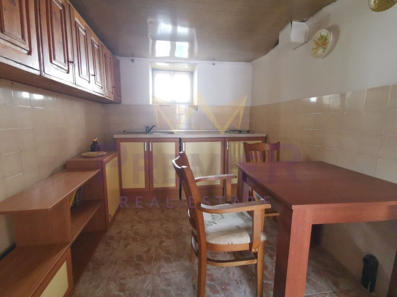 Продава КЪЩА, гр. Балчик, област Добрич, снимка 5 - Къщи - 52990143