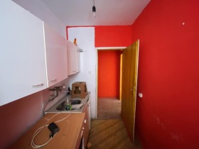 Studio Sjirok tsentar, Blagoevgrad 6