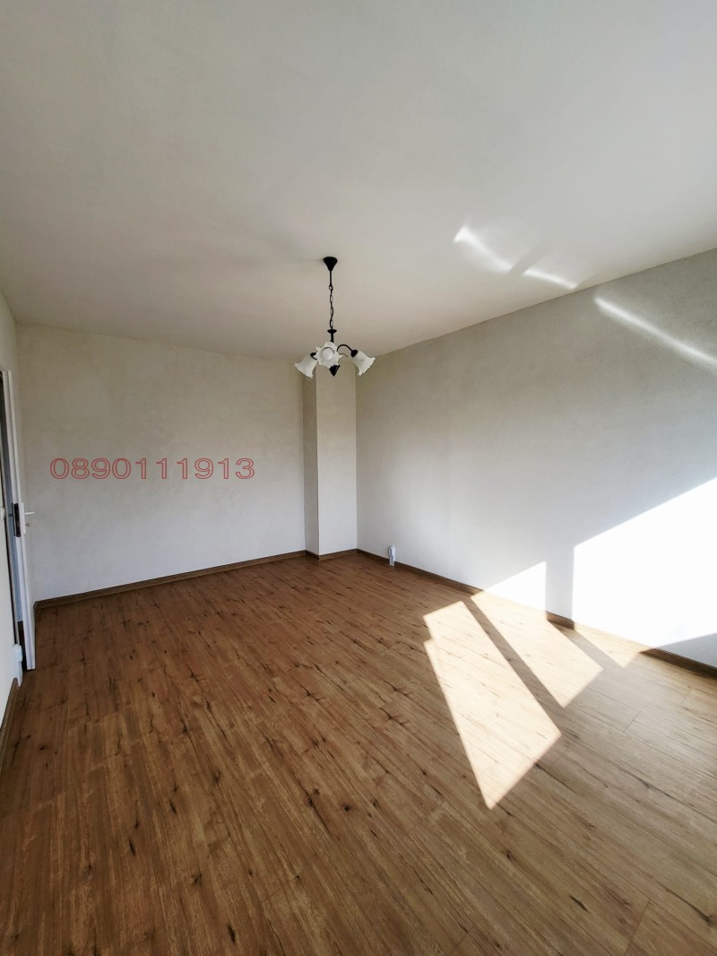 Продава 1-СТАЕН, гр. Добрич, Балик, снимка 2 - Апартаменти - 53392116