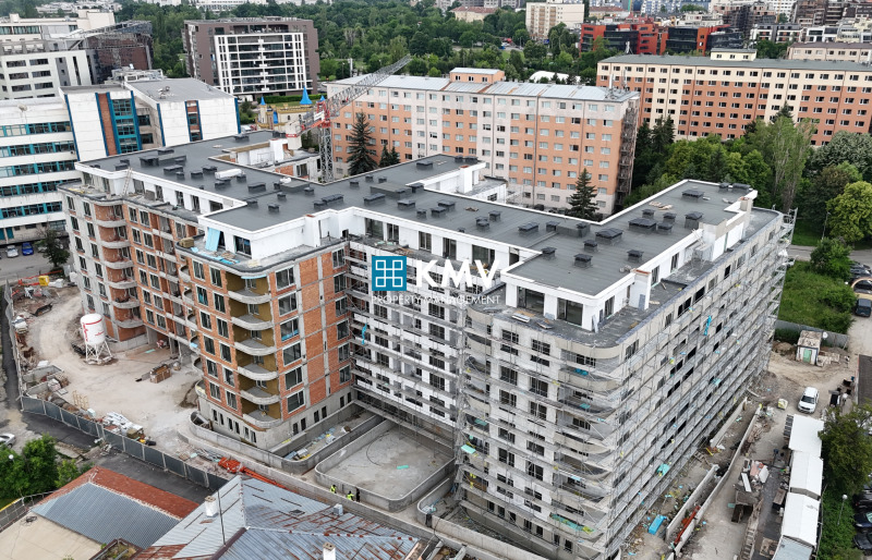 De vânzare  3 dormitoare Sofia , Studentsci grad , 366 mp | 76833779 - imagine [8]