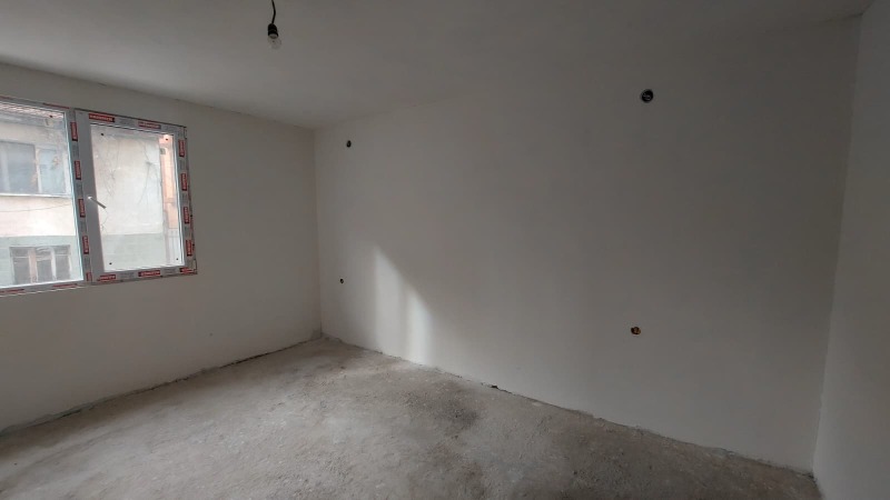 Продава МНОГОСТАЕН, гр. Хасково, Училищни, снимка 3 - Апартаменти - 53331429