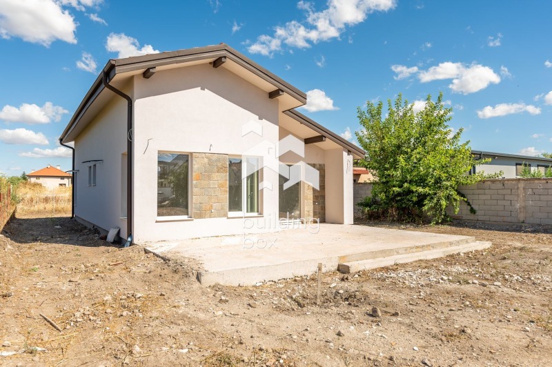 Продава КЪЩА, с. Ягодово, област Пловдив, снимка 3 - Къщи - 52907055